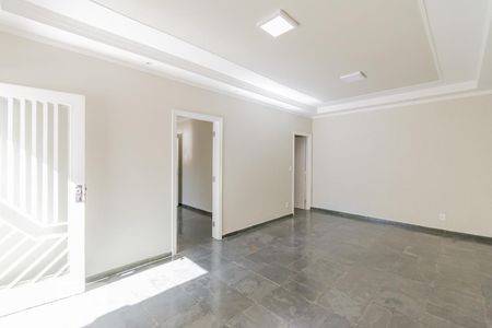 Sala de casa para alugar com 4 quartos, 250m² em Parque Nova Campinas, Campinas