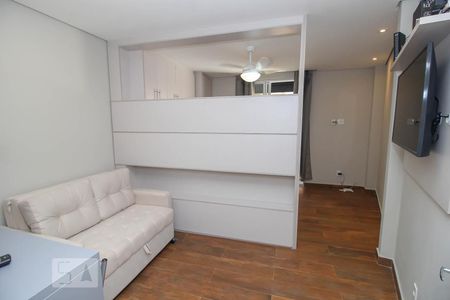 Sala de kitnet/studio para alugar com 1 quarto, 40m² em Flamengo, Rio de Janeiro