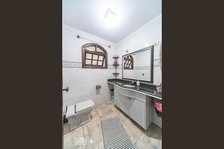 Lavabo de casa à venda com 3 quartos, 190m² em Vila Valparaíso, Santo André