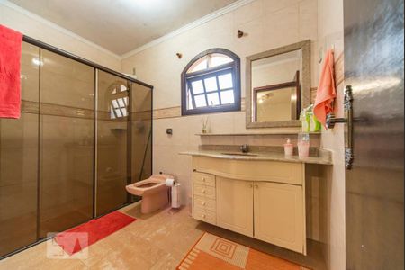 Banheiro de casa à venda com 3 quartos, 190m² em Vila Valparaíso, Santo André