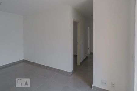 Sala de apartamento para alugar com 3 quartos, 65m² em Vila Caraguatá, São Paulo