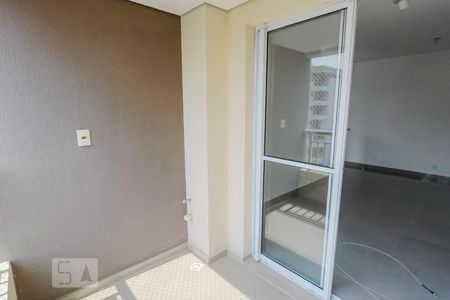 Sacada de apartamento para alugar com 3 quartos, 65m² em Vila Caraguatá, São Paulo