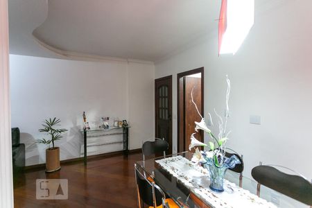 Sala de apartamento à venda com 4 quartos, 117m² em Sagrada Família, Belo Horizonte