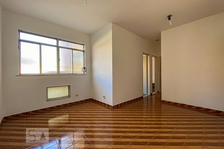 Sala de apartamento para alugar com 2 quartos, 59m² em Cordovil, Rio de Janeiro