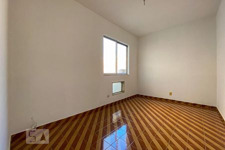 Quarto 1 de apartamento para alugar com 2 quartos, 59m² em Cordovil, Rio de Janeiro