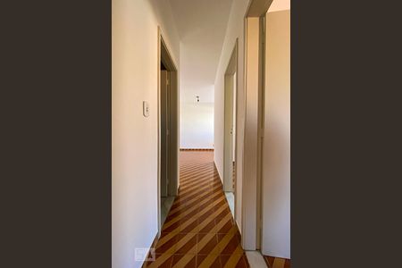 Corredor de apartamento para alugar com 2 quartos, 59m² em Cordovil, Rio de Janeiro