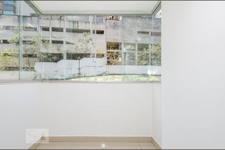 Sala de apartamento para alugar com 2 quartos, 70m² em Buritis, Belo Horizonte