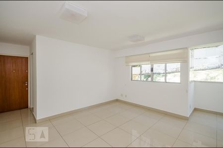 Sala de apartamento para alugar com 2 quartos, 70m² em Buritis, Belo Horizonte