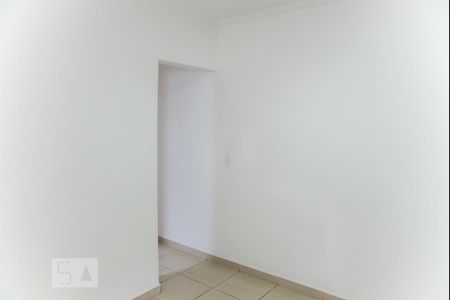 Sala de casa para alugar com 2 quartos, 120m² em Vila Nova Teresa, São Paulo