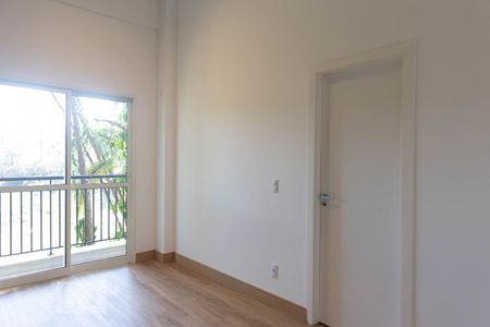 Sala de apartamento para alugar com 1 quarto, 38m² em Granja Viana, Cotia