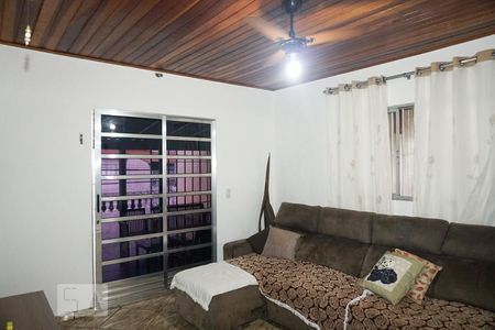 Sala de casa à venda com 3 quartos, 250m² em Vila Costa Melo, São Paulo