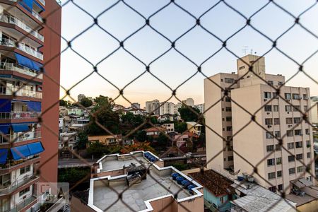 Vista da Sala  de apartamento para alugar com 3 quartos, 105m² em Icaraí, Niterói