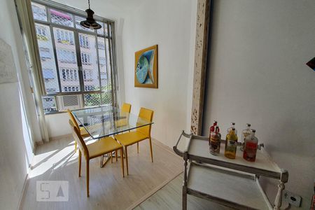 Sala de apartamento à venda com 3 quartos, 92m² em Copacabana, Rio de Janeiro