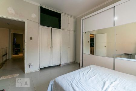 Suíte 1 de casa para alugar com 3 quartos, 350m² em Chácara Santo Antônio (zona Leste), São Paulo