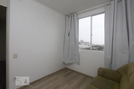 SALA de apartamento à venda com 3 quartos, 50m² em Mário Quintana, Porto Alegre