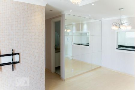 Sala de apartamento à venda com 3 quartos, 65m² em Vila Jacuí, São Paulo