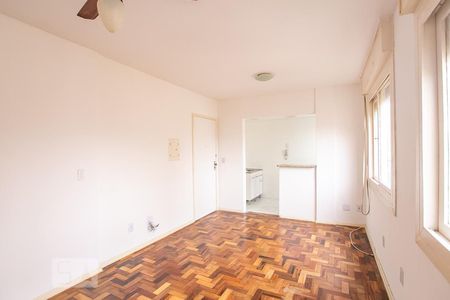 Sala/Quarto de apartamento à venda com 1 quarto, 28m² em Centro Histórico, Porto Alegre