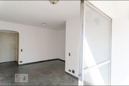 Sacada de apartamento para alugar com 2 quartos, 53m² em Vila Guarani, São Paulo