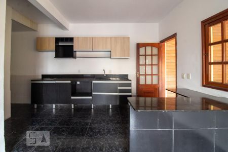 Cozinha de casa à venda com 3 quartos, 180m² em Sarandi, Porto Alegre