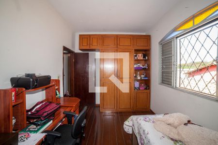 Casa à venda com 7 quartos, 360m² em Santa Inês, Belo Horizonte
