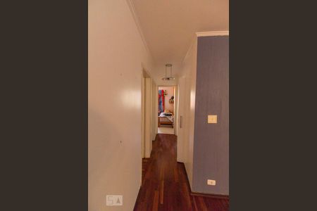 Corredor de apartamento à venda com 3 quartos, 100m² em Vila Paulicéia, São Paulo