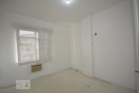 Quarto 2 de apartamento para alugar com 3 quartos, 108m² em Laranjeiras, Rio de Janeiro