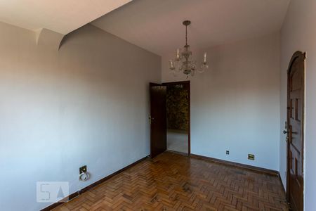 Sala de casa para alugar com 3 quartos, 317m² em Renascença, Belo Horizonte