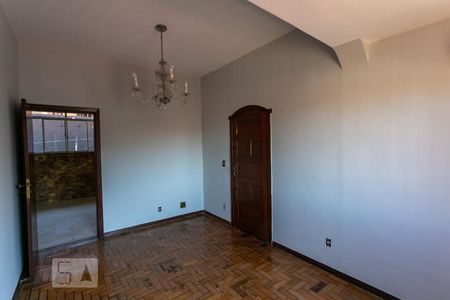 Sala de casa para alugar com 3 quartos, 317m² em Renascença, Belo Horizonte