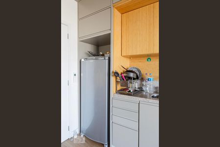 Cozinha de apartamento para alugar com 2 quartos, 72m² em Vila Madalena, São Paulo