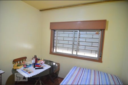 Quarta 2 de casa à venda com 3 quartos, 76m² em Rio Branco, Canoas