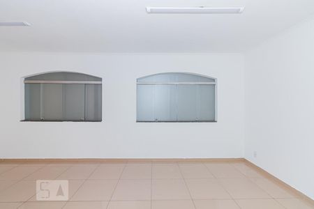 SALA de casa à venda com 4 quartos, 450m² em Vila Romana, São Paulo