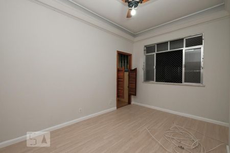 Sala de apartamento à venda com 2 quartos, 70m² em Tijuca, Rio de Janeiro