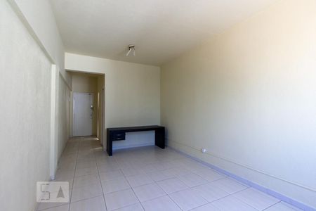 Sala de kitnet/studio para alugar com 1 quarto, 25m² em Centro, Rio de Janeiro