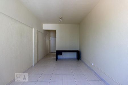 Sala de kitnet/studio para alugar com 1 quarto, 25m² em Centro, Rio de Janeiro