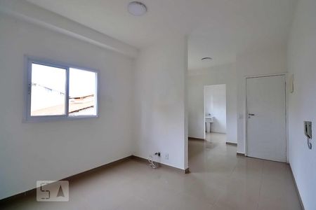 Sala de apartamento à venda com 2 quartos, 48m² em Vila Eldizia, Santo André