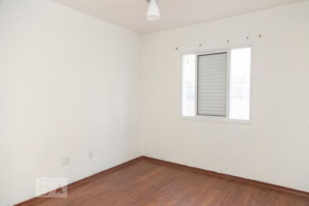 Quarto 2 de casa à venda com 3 quartos, 130m² em Vila Carmosina, São Paulo