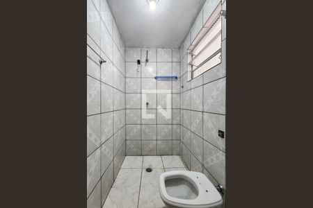 Banheiro de casa para alugar com 1 quarto, 55m² em Parque Botujuru, São Bernardo do Campo