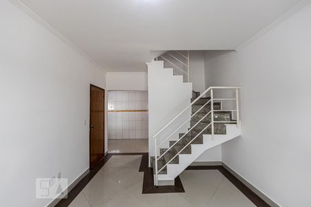 Sala 1 de casa para alugar com 2 quartos, 120m² em Penha de França, São Paulo