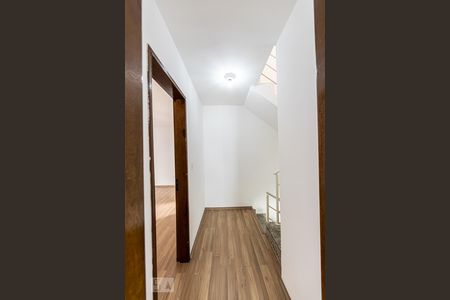 Corredor de casa para alugar com 2 quartos, 120m² em Penha de França, São Paulo