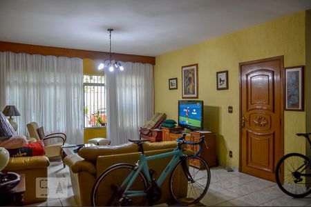 Sala de casa à venda com 3 quartos, 185m² em Vila Marlene, São Bernardo do Campo