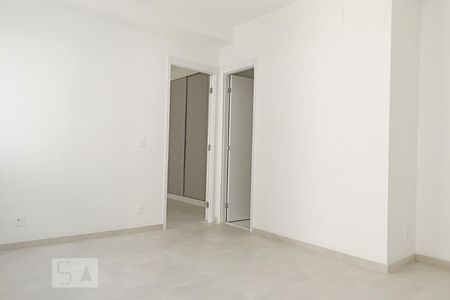 Sala de apartamento para alugar com 1 quarto, 47m² em Alphaville Empresarial, Barueri