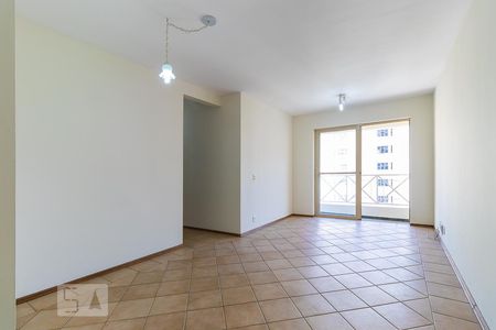 Sala de apartamento para alugar com 3 quartos, 87m² em Mansões Santo Antônio, Campinas