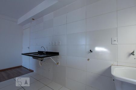 Cozinha e Área de Serviço de apartamento para alugar com 3 quartos, 85m² em Parque Bela Vista, Sorocaba