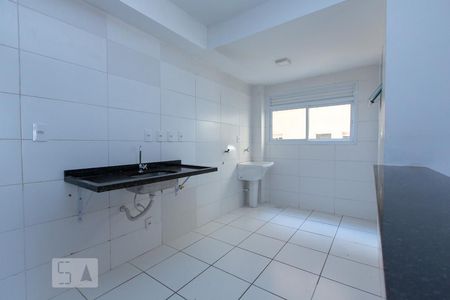 Cozinha e Área de Serviço de apartamento para alugar com 3 quartos, 80m² em Parque Bela Vista, Sorocaba