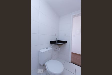 Apartamento para alugar com 70m², 3 quartos e 2 vagas Apartamento para alugar com 70m², 3 quartos e 2 vagasBanheiro