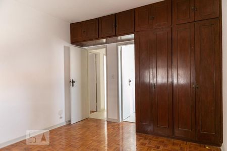 Suíte de apartamento para alugar com 2 quartos, 115m² em Pompéia, Santos
