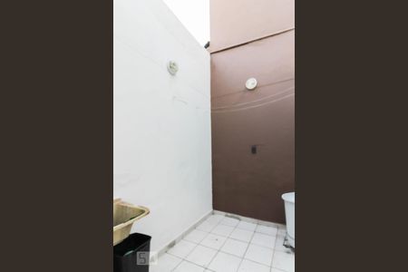 Casa à venda com 110m², 3 quartos e 2 vagas Casa à venda com 110m², 3 quartos e 2 vagasÁrea de Serviço