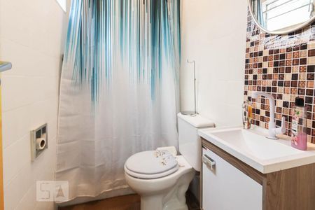 Casa à venda com 110m², 3 quartos e 2 vagas Casa à venda com 110m², 3 quartos e 2 vagasBanheiro da Suíte