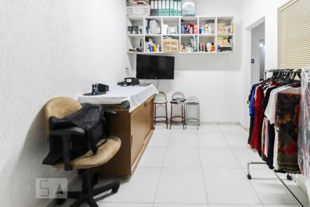 Casa à venda com 110m², 3 quartos e 2 vagas Casa à venda com 110m², 3 quartos e 2 vagasSuíte