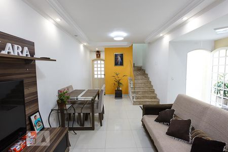 Sala  de casa à venda com 3 quartos, 205m² em Jardim Maria Rosa, Taboão da Serra